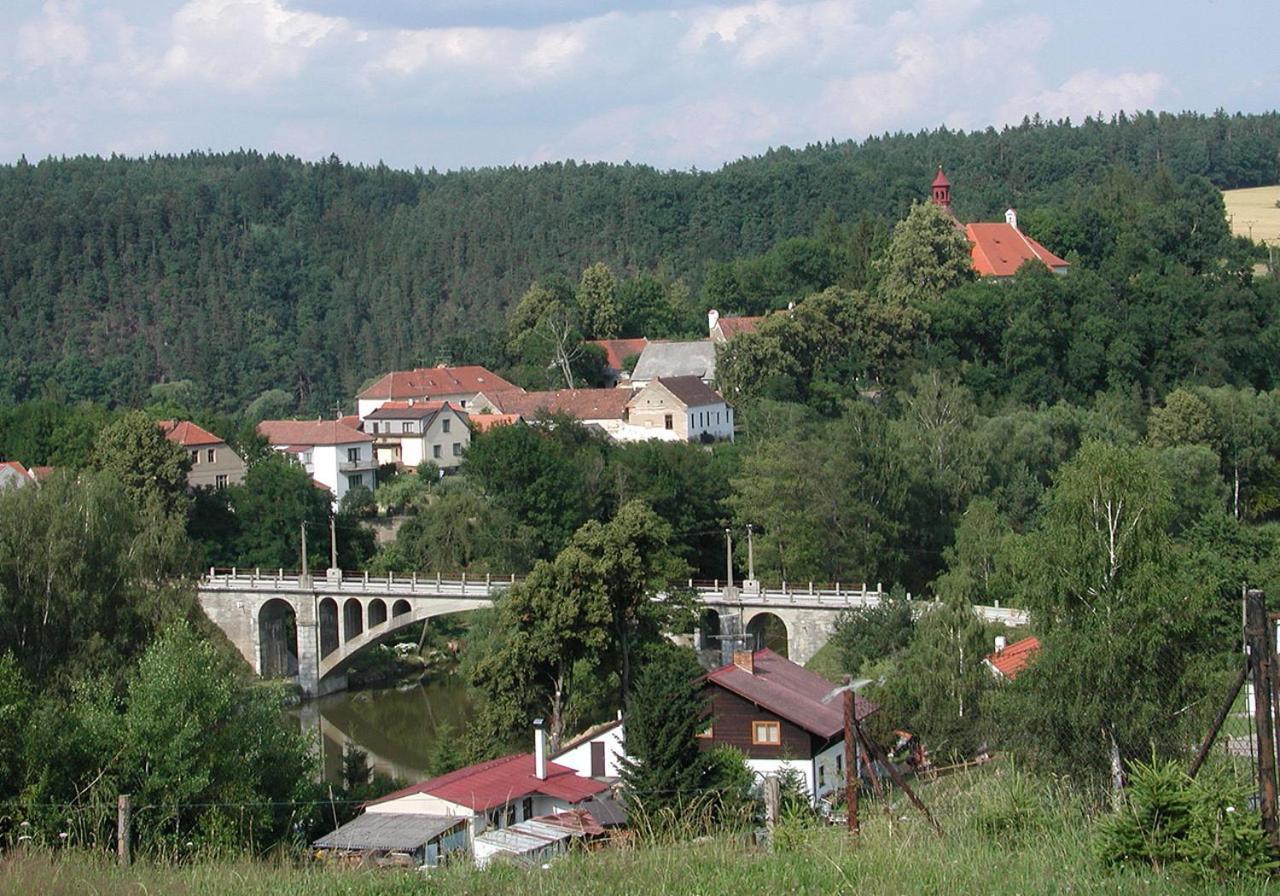Hotel Klor Doudleby Εξωτερικό φωτογραφία